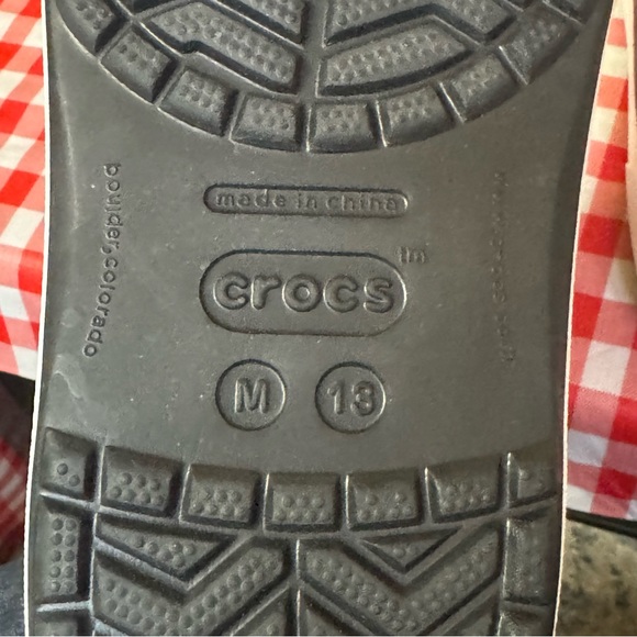 Crocs clogs Men’s black sandals size 13 - Picture 5 of 10